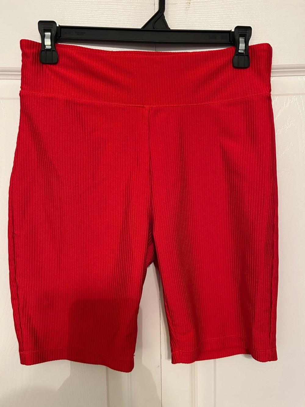 Xersion Women’s Red Ribbed Biker Shorts